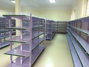 ke-bay-hang-tap-hoa-ktp04